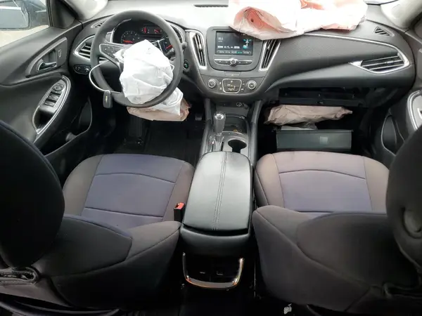 1G1ZE5ST7HF293684 2017 CHEVROLET MALIBU - Image 8