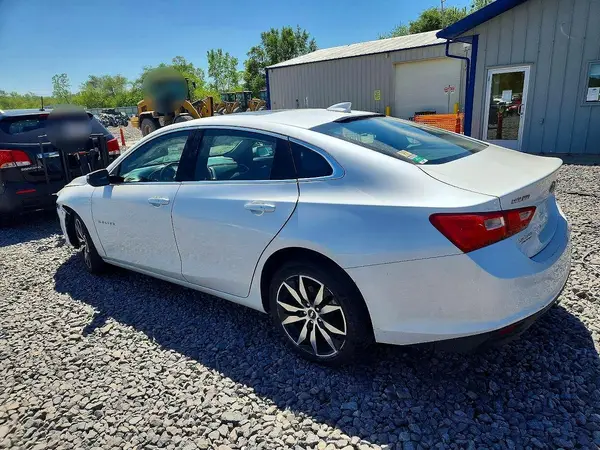 1G1ZE5ST8GF212772 2016 CHEVROLET MALIBU - Image 2