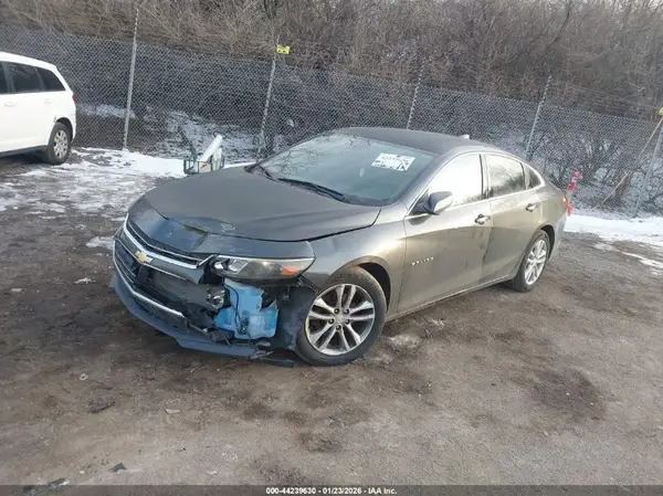 1G1ZE5ST8GF241575 2016 CHEVROLET MALIBU - Image 2