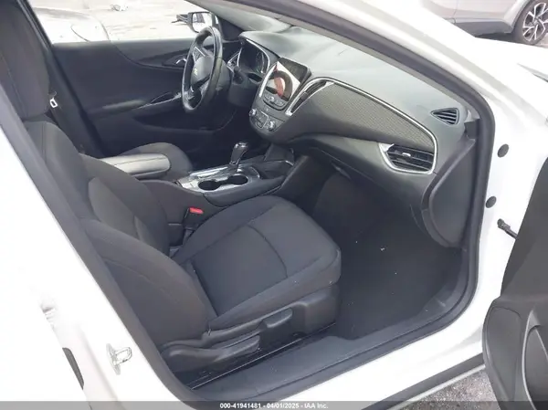 1G1ZE5ST8GF249840 2016 CHEVROLET MALIBU - Image 1