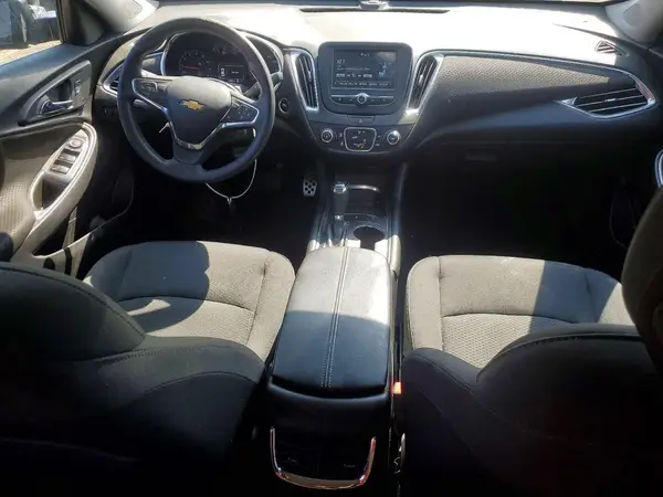 1G1ZE5ST8HF101396 2017 CHEVROLET MALIBU - Image 8