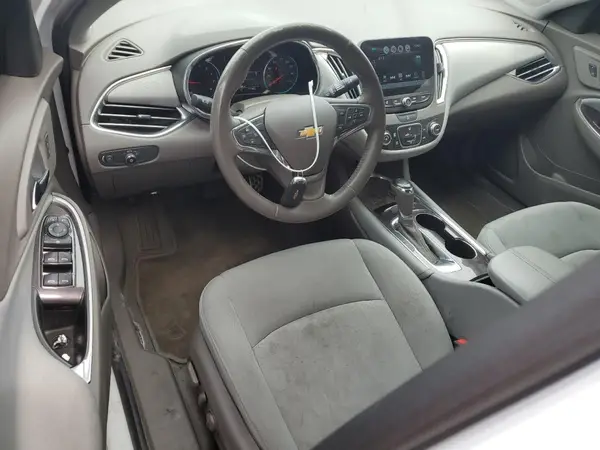 1G1ZE5ST8HF102161 2017 CHEVROLET MALIBU - Image 8