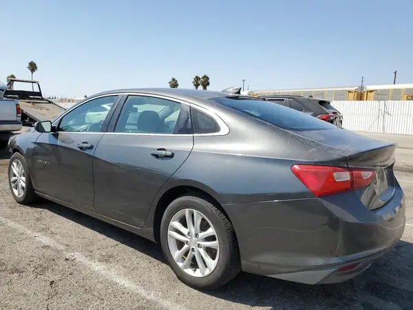 1G1ZE5ST8HF105352 2017 CHEVROLET MALIBU - Image 2