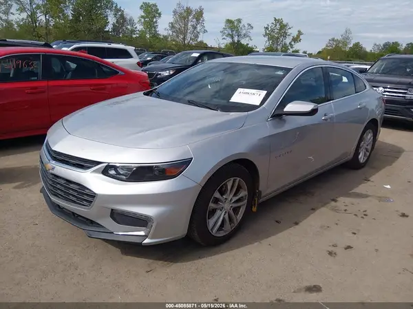 1G1ZE5ST8HF105805 2017 CHEVROLET MALIBU - Image 2