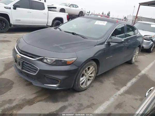 1G1ZE5ST8HF112463 2017 CHEVROLET MALIBU - Image 2