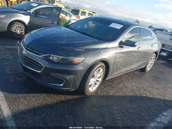 1G1ZE5ST8HF114102 2017 CHEVROLET MALIBU - Image 2