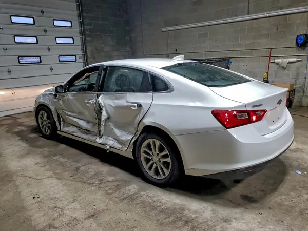 1G1ZE5ST8HF117730 2017 CHEVROLET MALIBU - Image 2