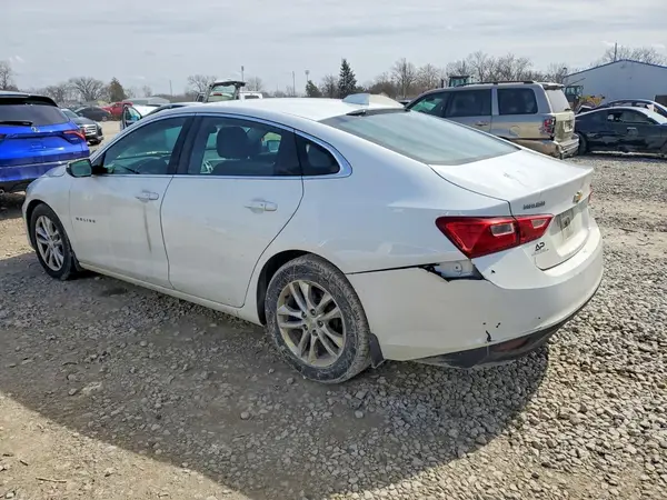 1G1ZE5ST8HF138593 2017 CHEVROLET MALIBU - Image 2