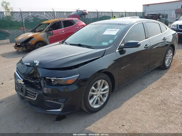 1G1ZE5ST8HF139646 2017 CHEVROLET MALIBU - Image 2