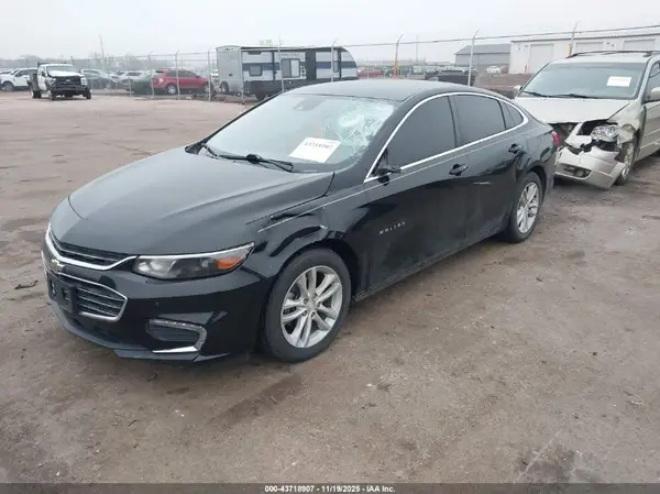 1G1ZE5ST8HF140487 2017 CHEVROLET MALIBU - Image 2