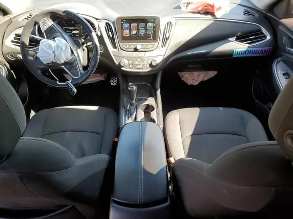 1G1ZE5ST8HF142823 2017 CHEVROLET MALIBU - Image 8