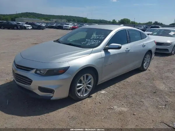 1G1ZE5ST8HF152350 2017 CHEVROLET MALIBU - Image 2
