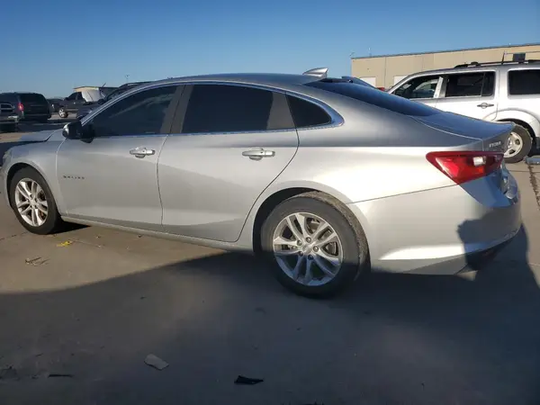1G1ZE5ST8HF153577 2017 CHEVROLET MALIBU - Image 2