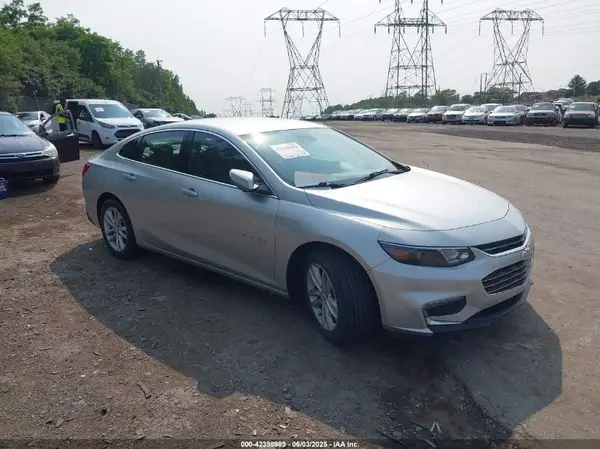 1G1ZE5ST8HF155684 2017 CHEVROLET MALIBU - Image 1