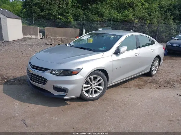 1G1ZE5ST8HF155684 2017 CHEVROLET MALIBU - Image 2