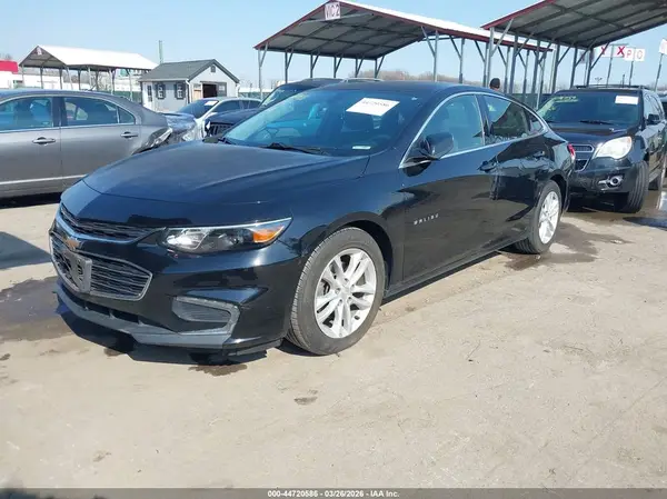 1G1ZE5ST8HF158133 2017 CHEVROLET MALIBU - Image 2