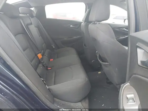 1G1ZE5ST8HF161694 2017 CHEVROLET MALIBU - Image 8