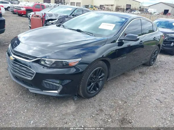 1G1ZE5ST8HF168094 2017 CHEVROLET MALIBU - Image 2