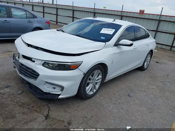 1G1ZE5ST8HF171156 2017 CHEVROLET MALIBU - Image 2