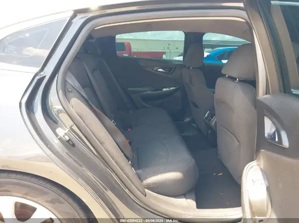 1G1ZE5ST8HF177703 2017 CHEVROLET MALIBU - Image 8