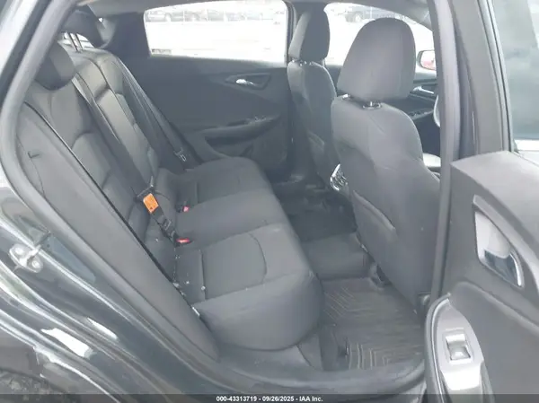 1G1ZE5ST8HF177863 2017 CHEVROLET MALIBU - Image 8