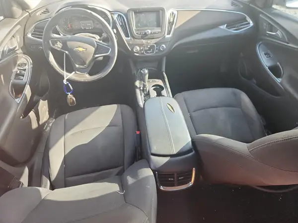 1G1ZE5ST8HF180343 2017 CHEVROLET MALIBU - Image 8