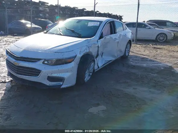 1G1ZE5ST8HF182450 2017 CHEVROLET MALIBU - Image 2