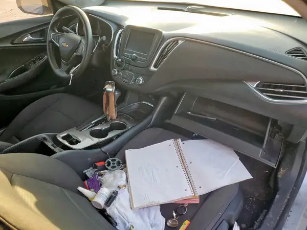 1G1ZE5ST8HF182982 2017 CHEVROLET MALIBU - Image 8