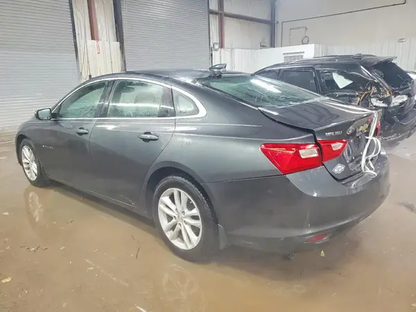 1G1ZE5ST8HF192959 2017 CHEVROLET MALIBU - Image 2