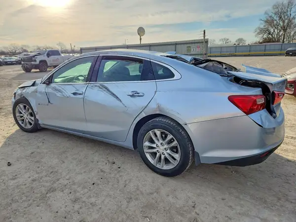 1G1ZE5ST8HF193139 2017 CHEVROLET MALIBU - Image 2