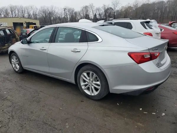 1G1ZE5ST8HF197093 2017 CHEVROLET MALIBU - Image 2