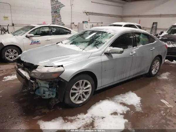 1G1ZE5ST8HF197708 2017 CHEVROLET MALIBU - Image 2