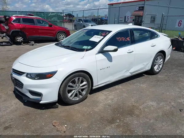 1G1ZE5ST8HF201062 2017 CHEVROLET MALIBU - Image 2