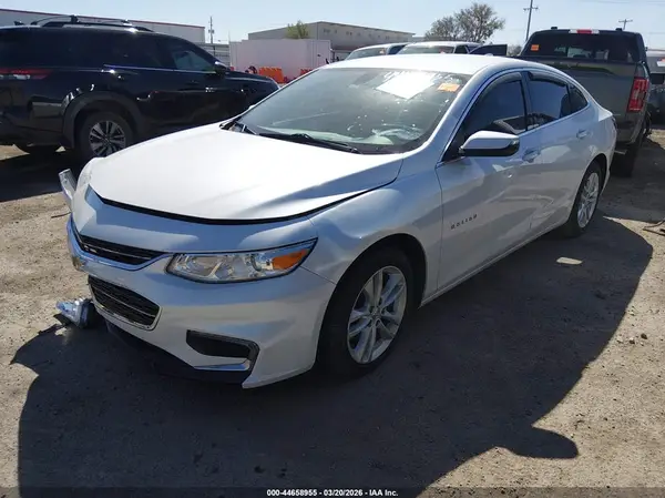 1G1ZE5ST8HF207282 2017 CHEVROLET MALIBU - Image 2