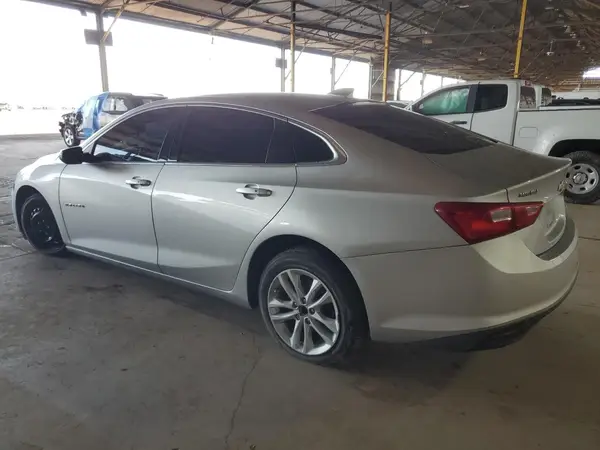 1G1ZE5ST8HF207640 2017 CHEVROLET MALIBU - Image 2