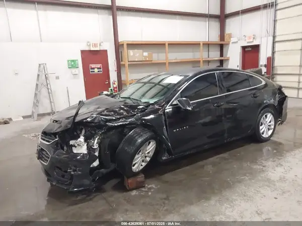 1G1ZE5ST8HF209369 2017 CHEVROLET MALIBU - Image 2