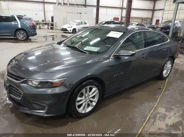 1G1ZE5ST8HF209517 2017 CHEVROLET MALIBU - Image 2