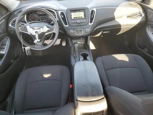1G1ZE5ST8HF213230 2017 CHEVROLET MALIBU - Image 8