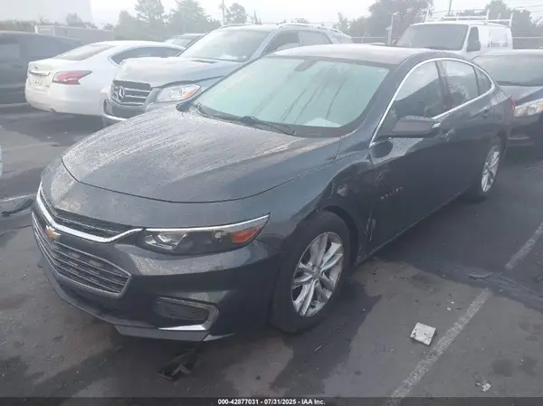 1G1ZE5ST8HF213695 2017 CHEVROLET MALIBU - Image 2