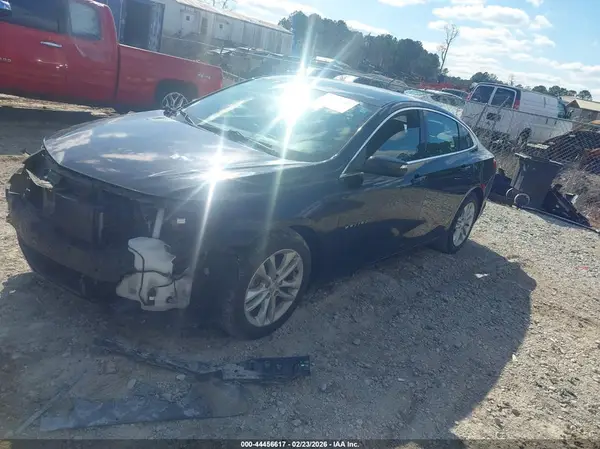 1G1ZE5ST8HF218329 2017 CHEVROLET MALIBU - Image 2