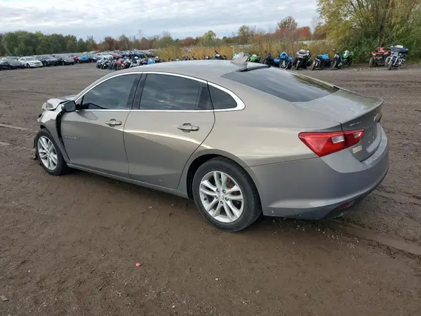 1G1ZE5ST8HF222140 2017 CHEVROLET MALIBU - Image 2