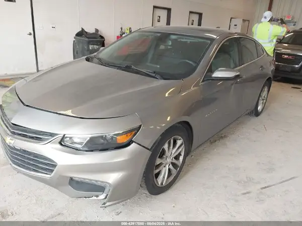 1G1ZE5ST8HF226639 2017 CHEVROLET MALIBU - Image 2