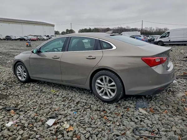 1G1ZE5ST8HF227693 2017 CHEVROLET MALIBU - Image 2