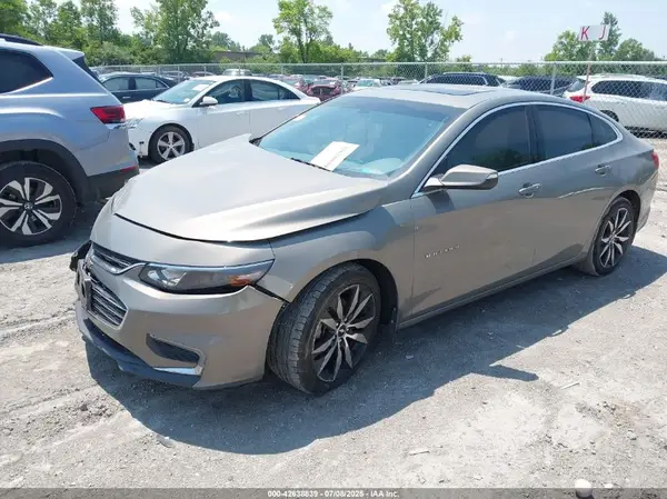 1G1ZE5ST8HF230190 2017 CHEVROLET MALIBU - Image 2