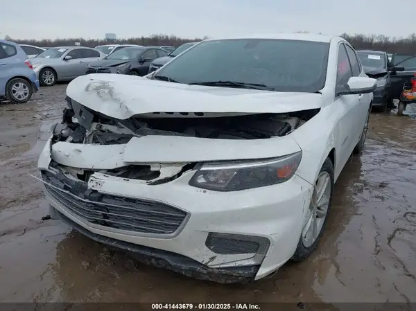 1G1ZE5ST8HF241061 2017 CHEVROLET MALIBU - Image 2
