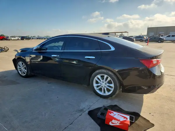 1G1ZE5ST8HF241416 2017 CHEVROLET MALIBU - Image 2