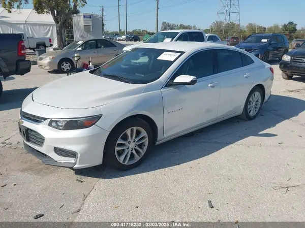 1G1ZE5ST8HF250259 2017 CHEVROLET MALIBU - Image 2