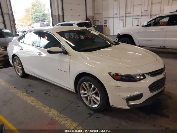 1G1ZE5ST8HF251864 2017 CHEVROLET MALIBU - Image 1