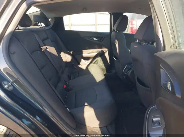 1G1ZE5ST8HF257096 2017 CHEVROLET MALIBU - Image 8