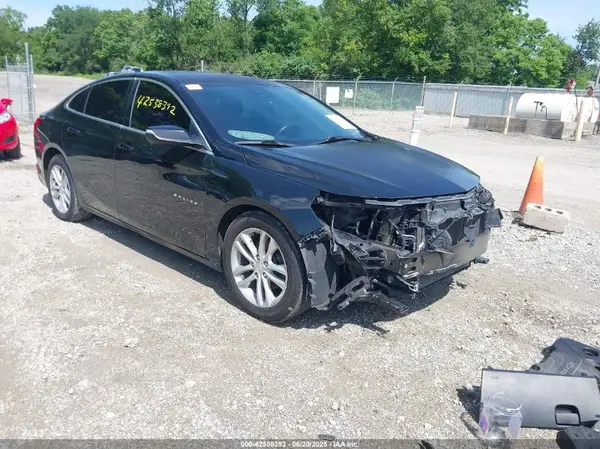 1G1ZE5ST8HF259723 2017 CHEVROLET MALIBU - Image 1